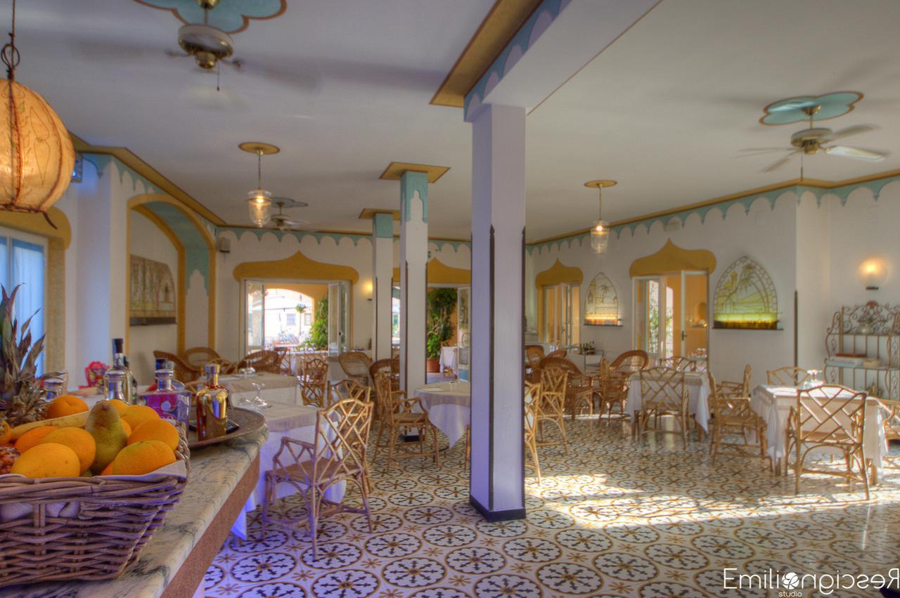 Hotel Arabesque ヴァリゴッティ エクステリア 写真