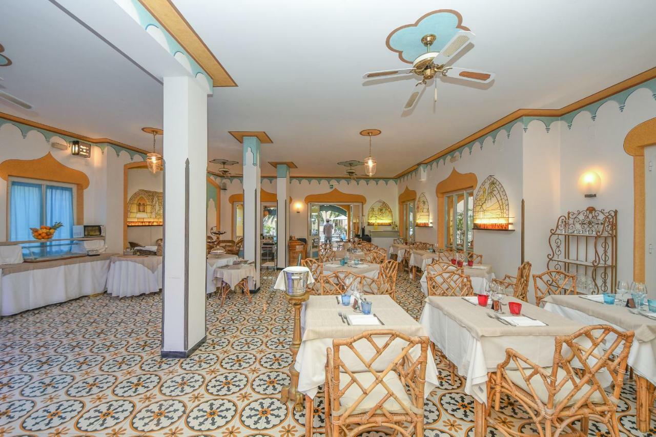 Hotel Arabesque ヴァリゴッティ エクステリア 写真