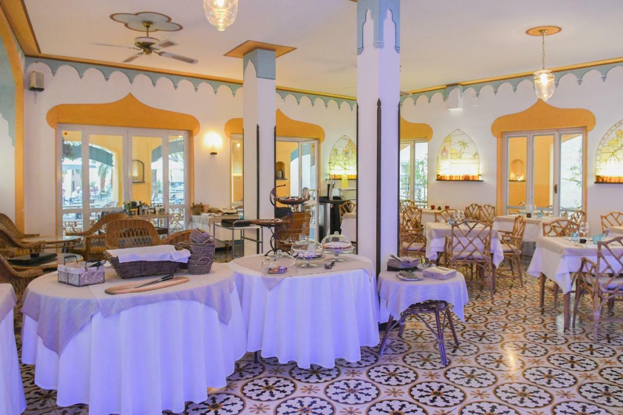 Hotel Arabesque ヴァリゴッティ エクステリア 写真