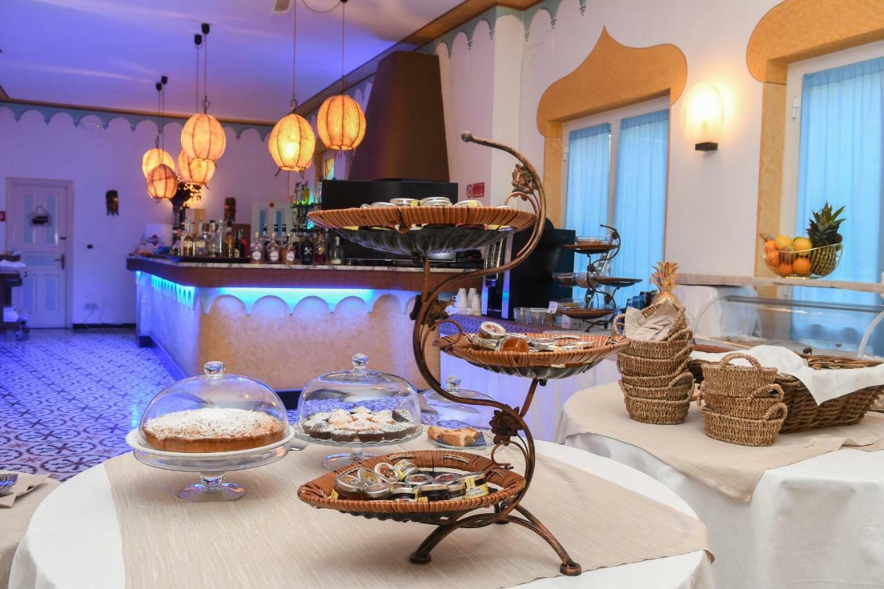 Hotel Arabesque ヴァリゴッティ エクステリア 写真